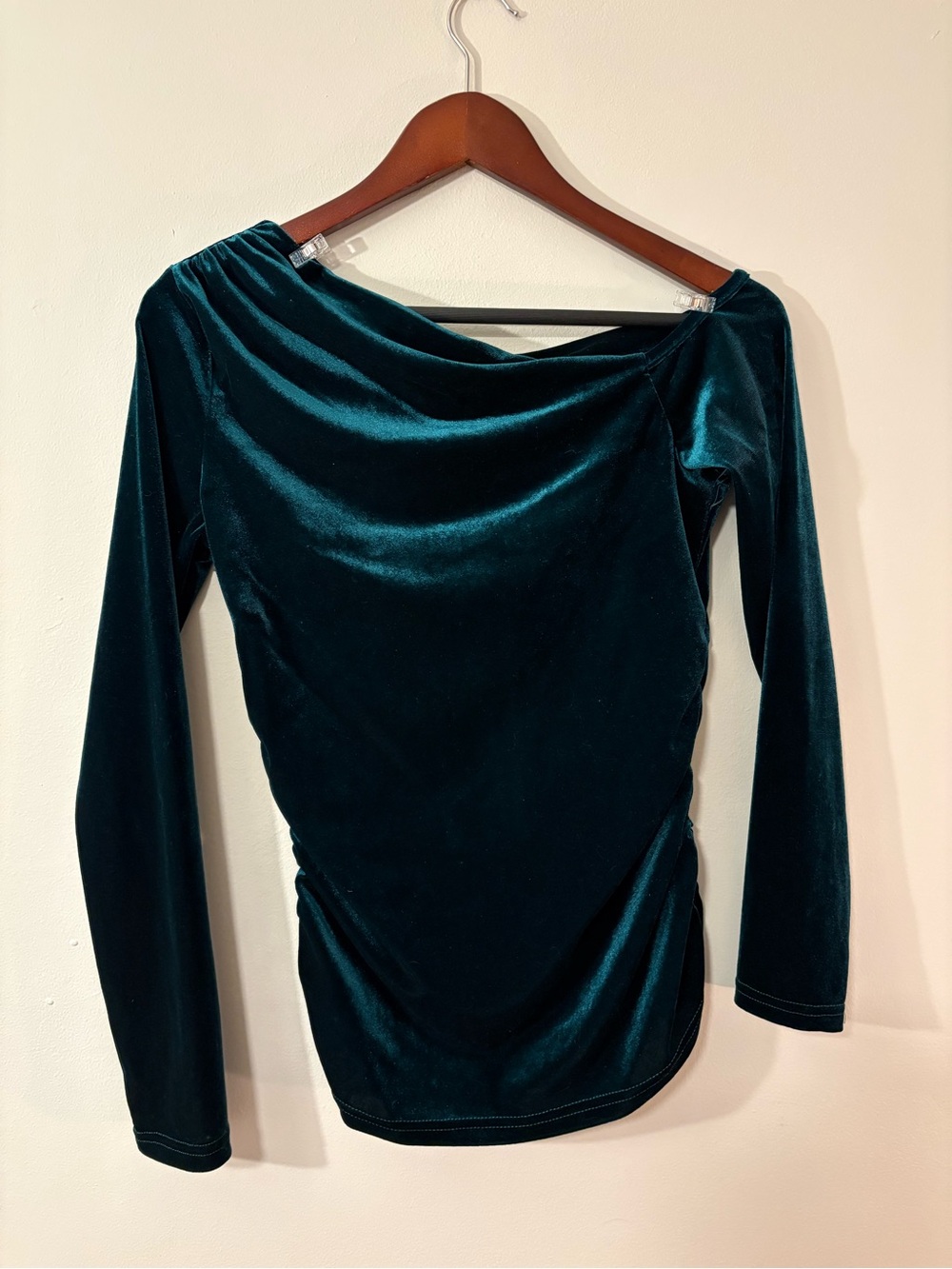 Floerns Deep Teal Velvet Asymmetric Off-Shoulder Ruched Top — Size M ✨